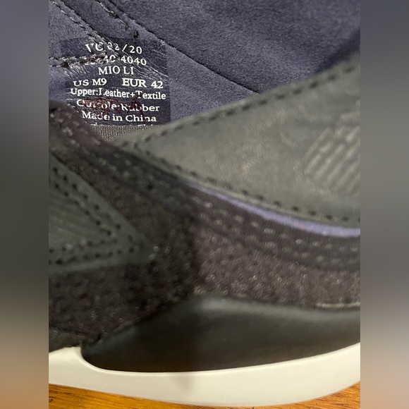 EUC Olukai Men’s Mio Li sneakers, black, size 9/42 - Picture 8 of 8